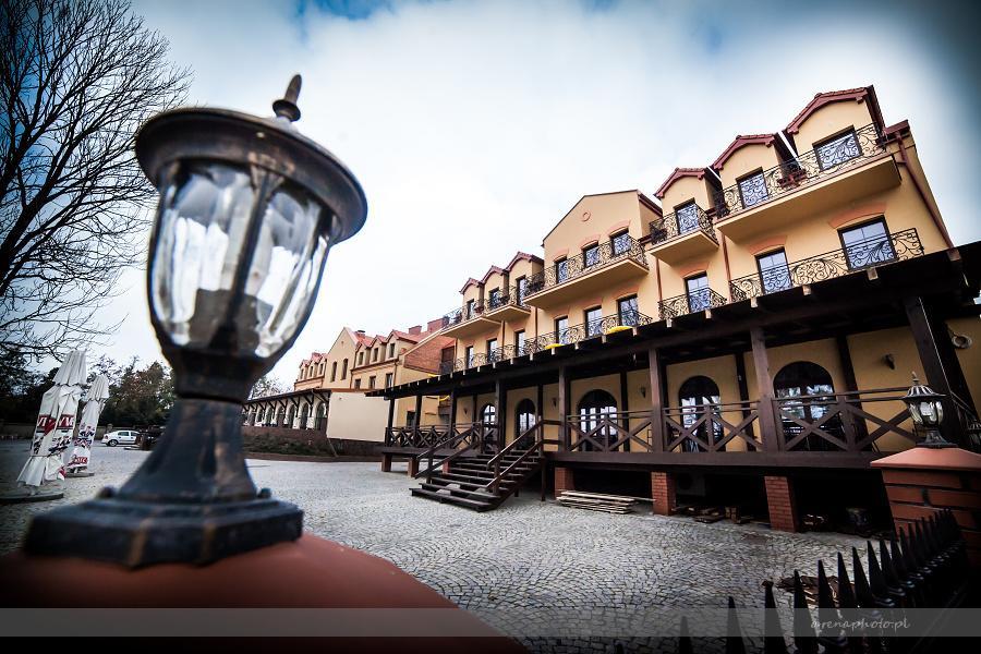 Hotel Stara Gorzelnia Licheń Kültér fotó